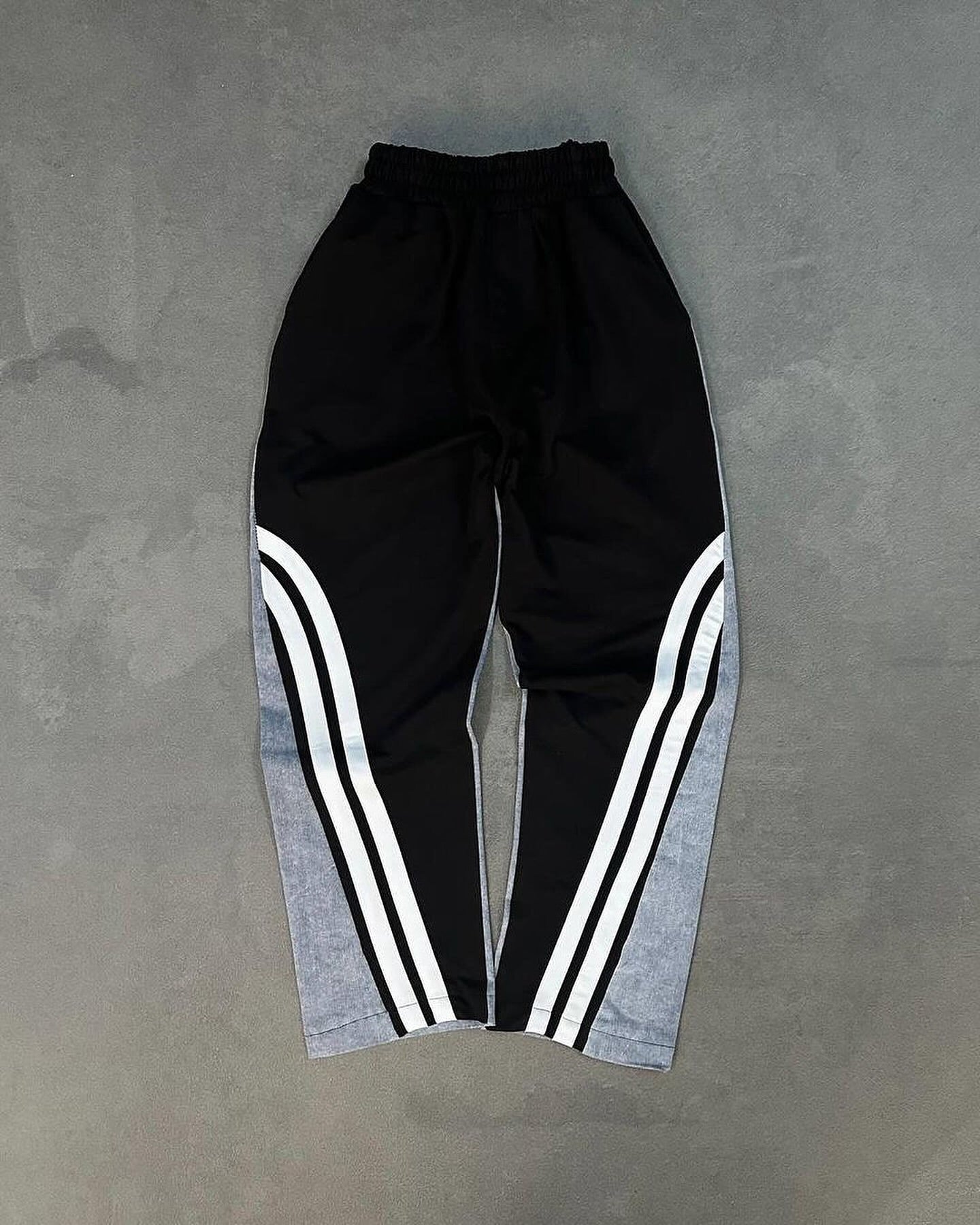 Black Wave Wide-Leg Pants